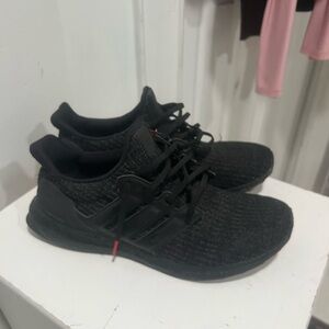 ultraboost 4.0 triple black